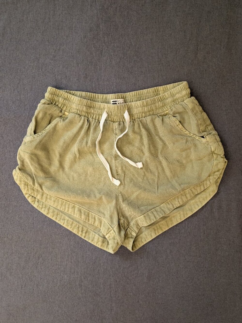 Billabong Dolphin Shorts Khaki Green XS